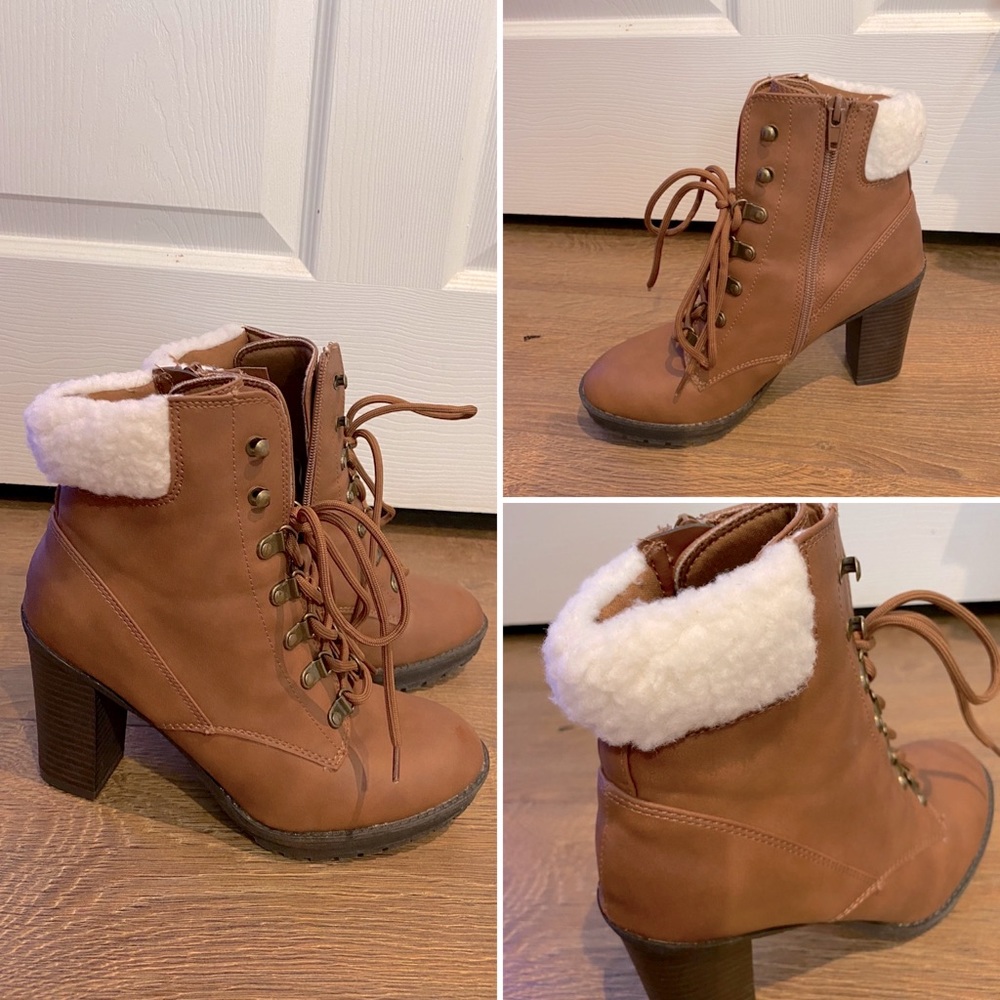 High heeled brown ANDIAMO boots! 🍁